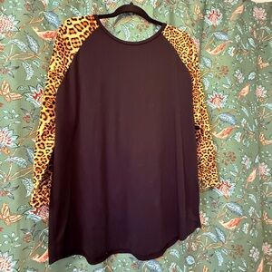 Leopard Sleeve Black Women's Top Lularoe 3x